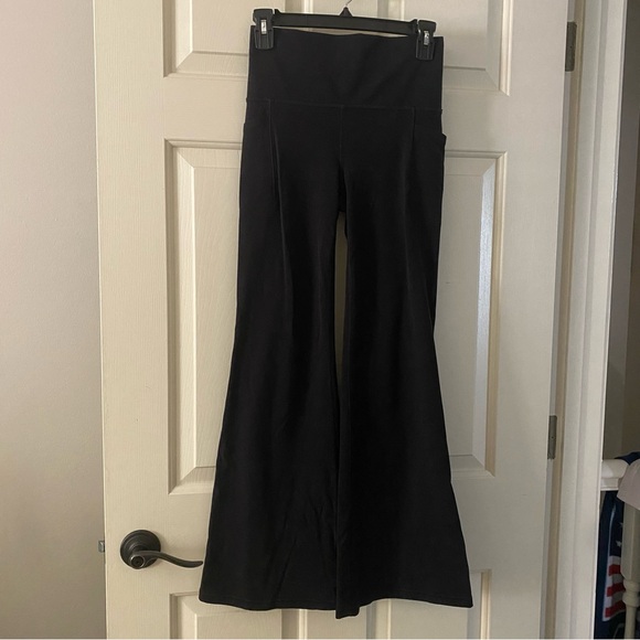 Athleta Salutation Stash Flare Pant - Picture 3 of 4